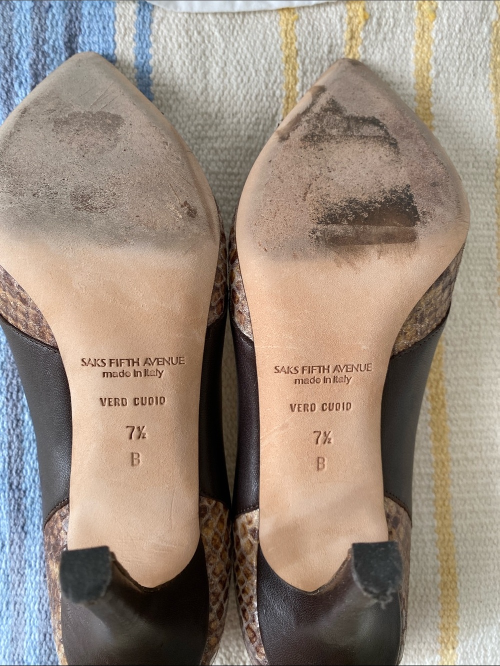 Saks Fifth Avenue Brown Snakeskin Pumps with Dark Trim - Picture 5 of 9